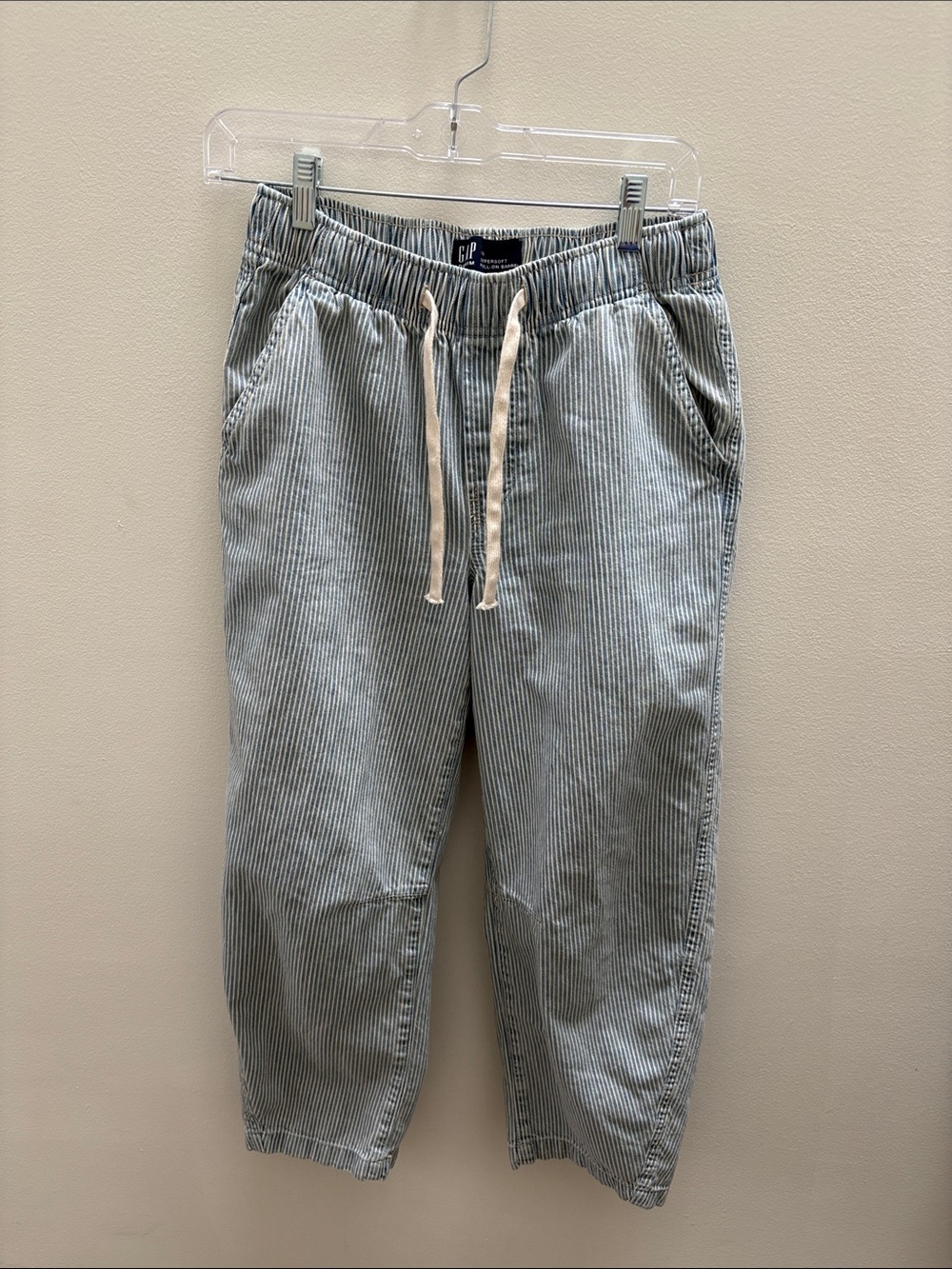GAP Women’s Blue & White Pinstripe Cropped Drawstring Pants